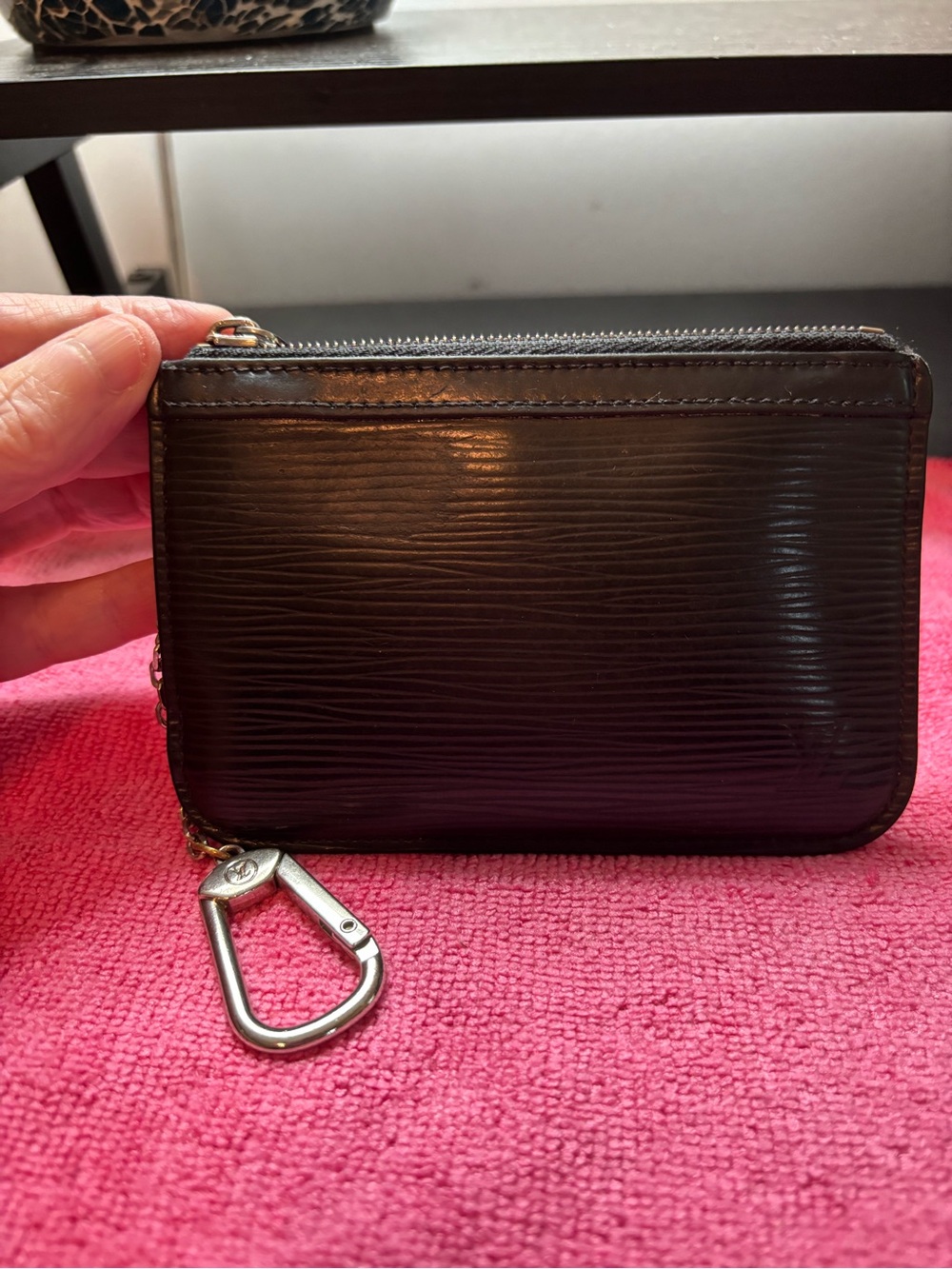 Louis Vuitton Black Epi Leather Key Pouch Pochette Cles Coin Case Wallet Noir